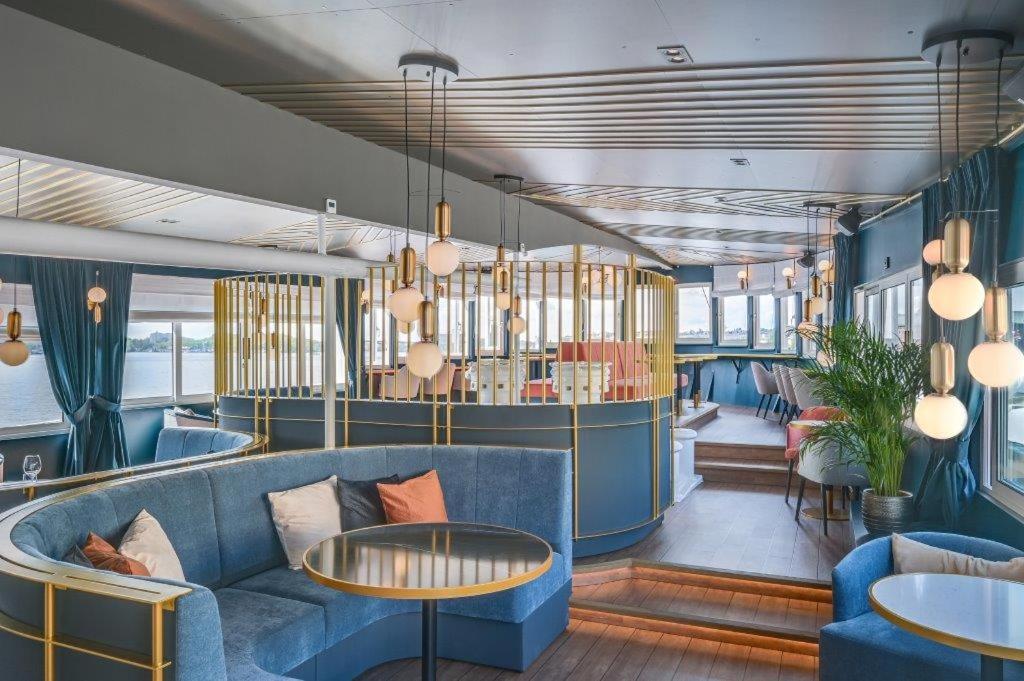 Maelardrottningen Yacht Hotel Стокхолм Екстериор снимка